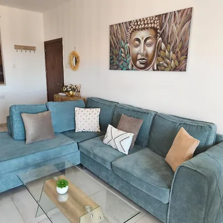 The Blue Eye Apartament Larnaca